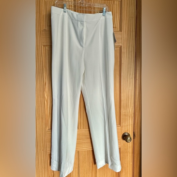 NWT Kasper Women's Kate Classics Vanilla Ice Straight Leg Dress Pants Size 12 - Picture 1 of 6